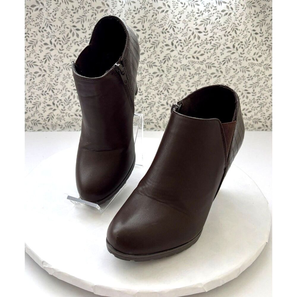 White Mountain Brown Croc Embossed High Heel Ankle Booties Women’s 7.5M